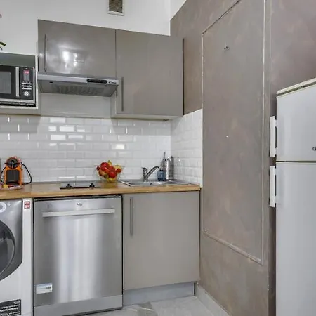 241 Leon - Superb In Appartement *